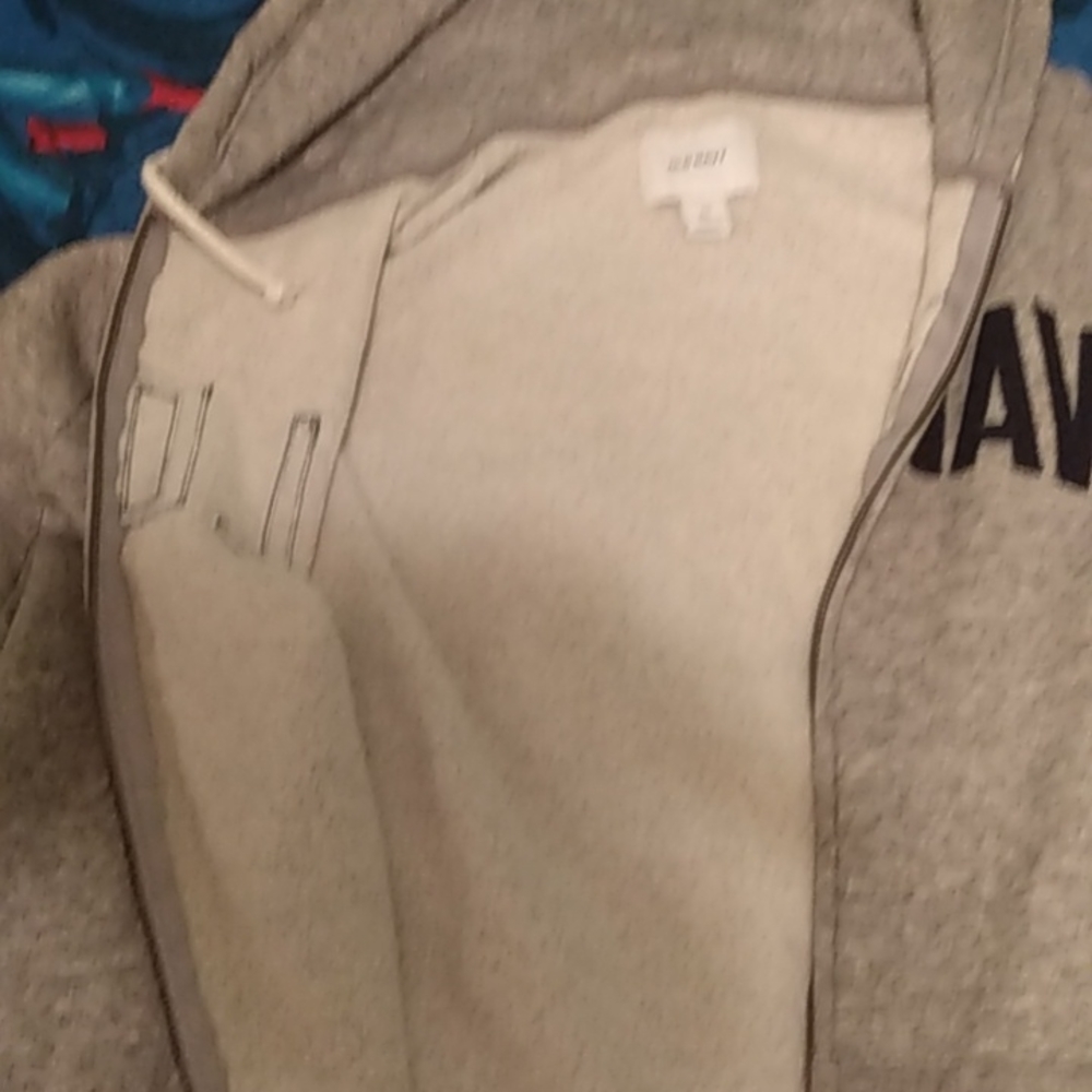 Sweatshirt - Picture 4 of 6